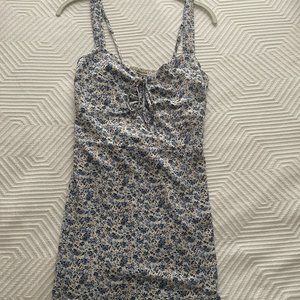 Abercrombie and Fitch Cinch Front Midi Dress - Small